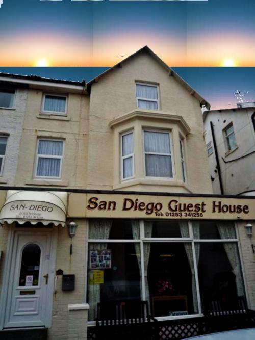San Diego Guest House - Near Pleasure Beach Блэкпул Экстерьер фото
